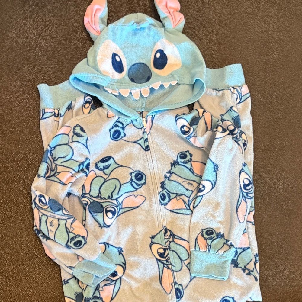 Disney Blue and Pink Stitch One Piece size XS (4-5)